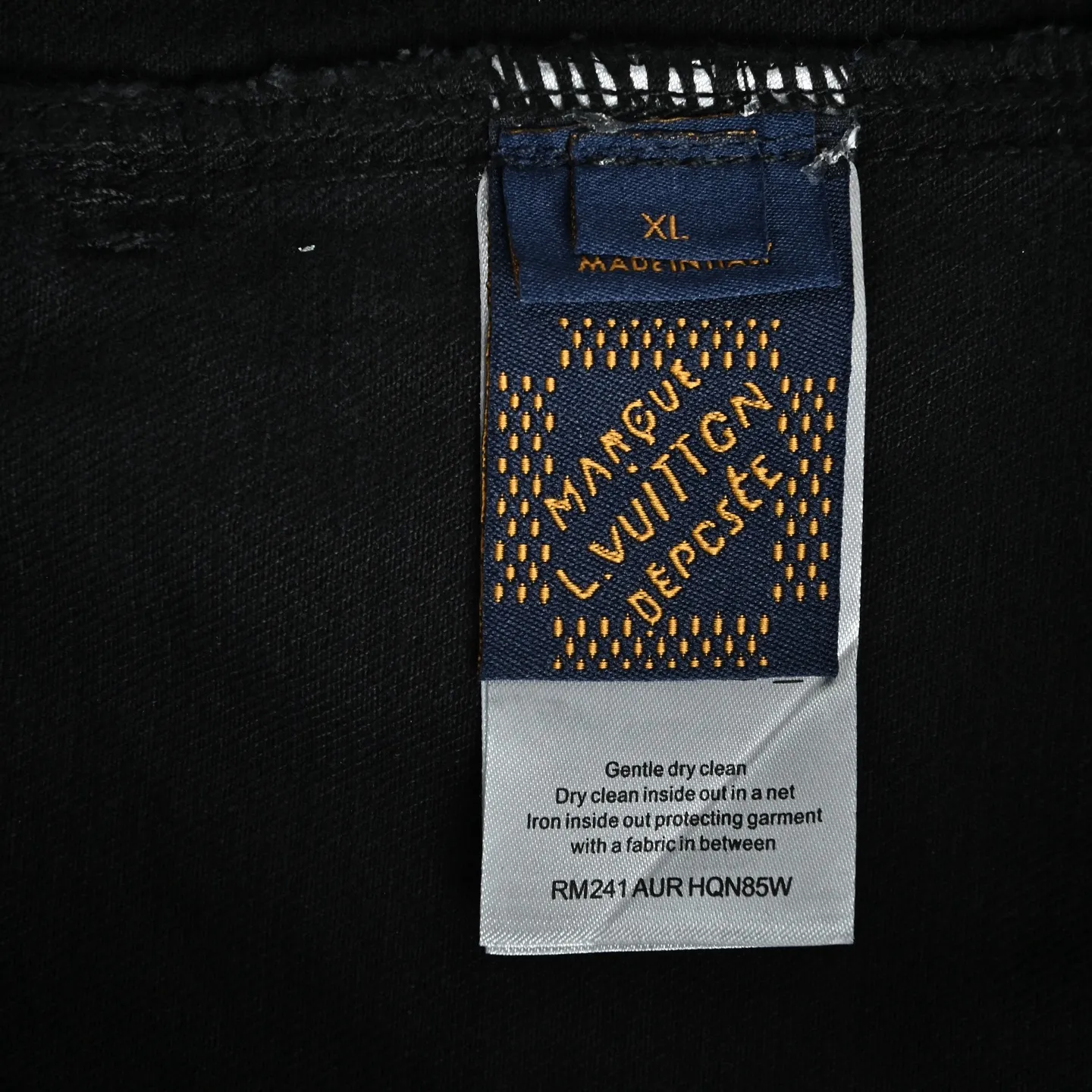 Louis Vuitton 26ss embroidered ripped logo denim jacket